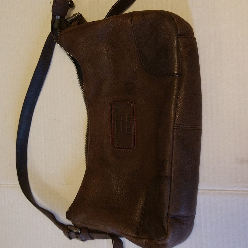 VGUC. Vintage Tommy Hilfiger New York brown leather handbag.